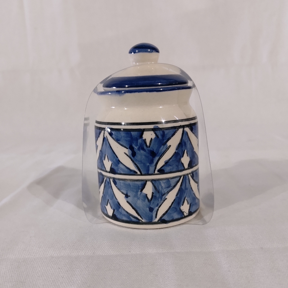 NEW Shabby Chic Blue White Covered Sugar Honey Dish Spoon Included